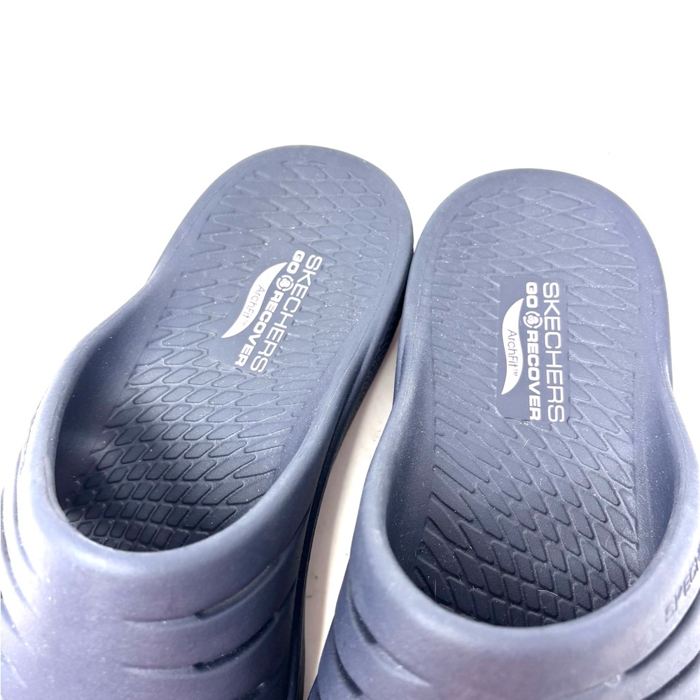 NEW Skechers Sandals - Picture 7 of 7